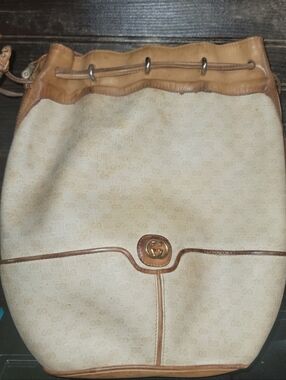 Gucci Beige & Tan Drawstring Bucket Shoulder Bag with GG Medallion.. PROJECT BAG